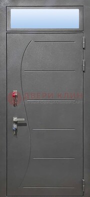 Чёрная входная дверь с порошковым окрасом и стеклом ДП-313 в Ростове-На-Дону