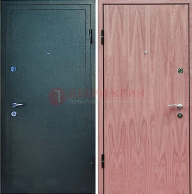 Черная входная дверь с порошковым покрытием ДП-32 в Ростове-На-Дону