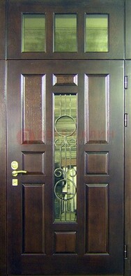 Парадная дверь со стеклянными вставками и ковкой ДПР-1 в офисное здание в Ростове-На-Дону