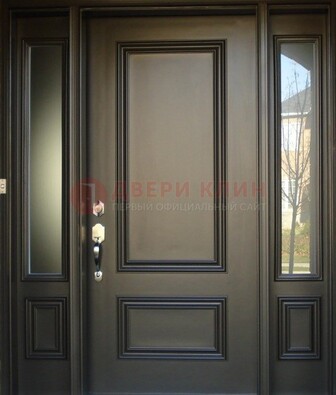 Парадная дверь с отделкой массив ДПР-65 в загородный дом в Ростове-На-Дону