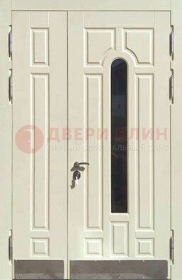 Белая двухстворчатая металлическая дверь со стеклом ДС-71 в Ростове-На-Дону