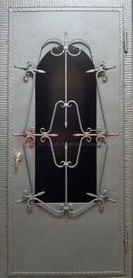 Железная дверь со стеклом и ковкой ДСК-74 для каркасного дома в Лобне
