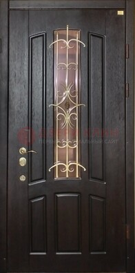 Металлическая дверь со стеклом и ковкой ДСК-79 для загородного дома в Ростове-На-Дону