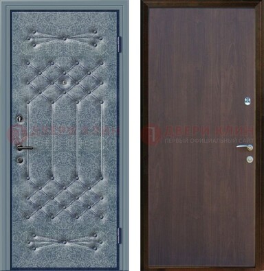 Серая металлическая дверь с винилискожей ДВ-35 в Ростове-На-Дону