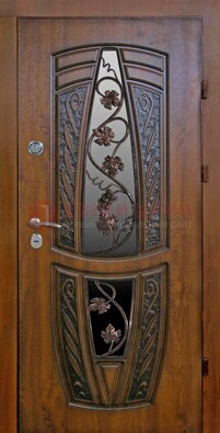 Уличная стальная дверь с виноритом и светлой МДФ ДВТ-89 в Ростове-На-Дону