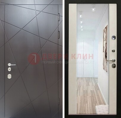 Железная коричневая дверь со светлой МДФ внутри и зеркалом ДЗ-125 в Ростове-На-Дону