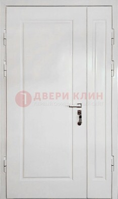 Полуторная металлическая дверь с МДФ в белом цвете ПЛ-24 в Ростове-На-Дону