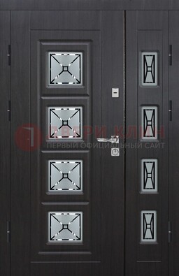 Чёрная двухстворчатая железная дверь с МДФ и витражом ВЖ-35 в Ростове-На-Дону